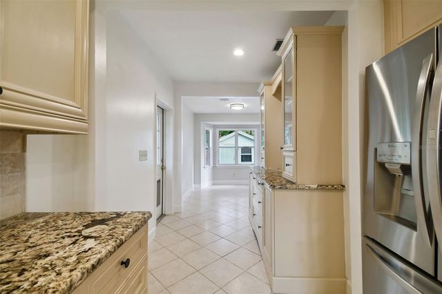 2918 W COACHMAN AVENUE, Tampa, FL 33611