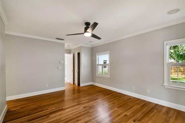 2918 W COACHMAN AVENUE, Tampa, FL 33611