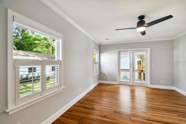 2918 W COACHMAN AVENUE, Tampa, FL 33611