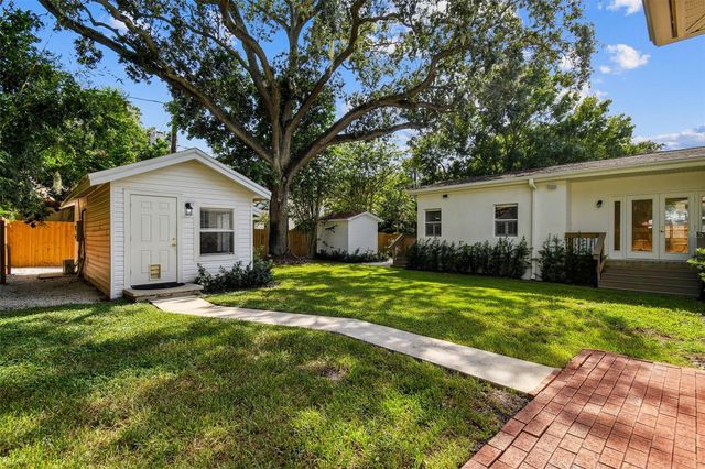 2918 W COACHMAN AVENUE, Tampa, FL 33611