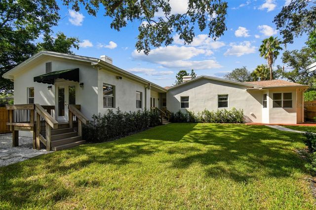 2918 W COACHMAN AVENUE, Tampa, FL 33611