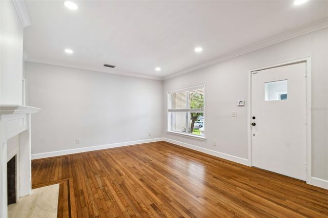 2918 W COACHMAN AVENUE, Tampa, FL 33611