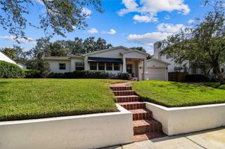 2918 W COACHMAN AVENUE, Tampa, FL 33611