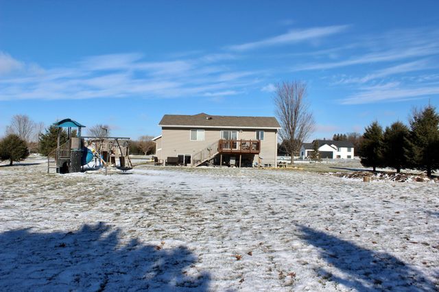 16953 739th Street, Hayfield Twp, MN 55940