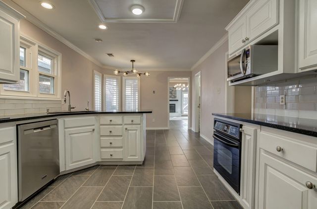 5107 1st Place, Lubbock, TX 79416