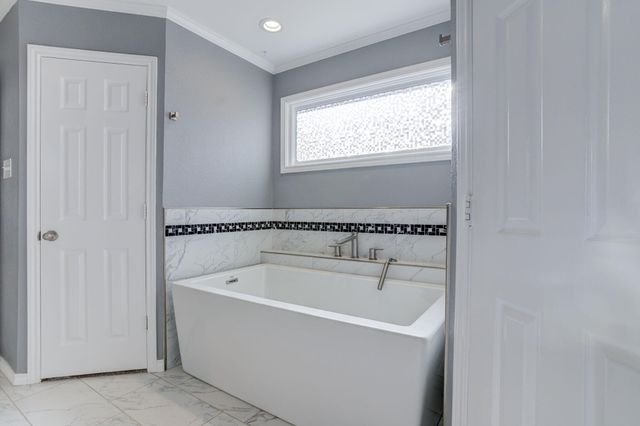 5107 1st Place, Lubbock, TX 79416