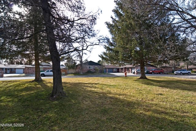 718 Travis Drive APT C, Carson City, NV 89701