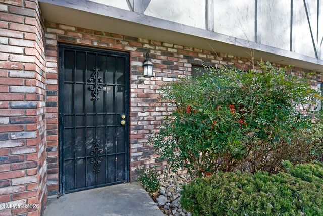 718 Travis Drive APT C, Carson City, NV 89701