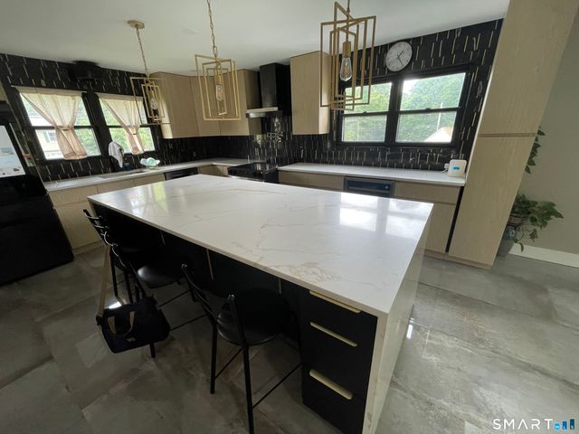 88 Yale Avenue, Milford, CT 06460