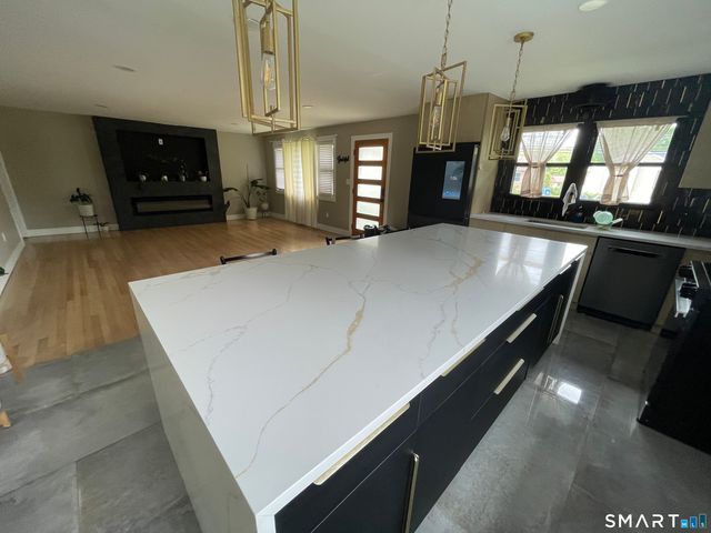 88 Yale Avenue, Milford, CT 06460