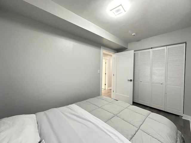 1937 W GRAND Avenue 1, Chicago, IL 60622