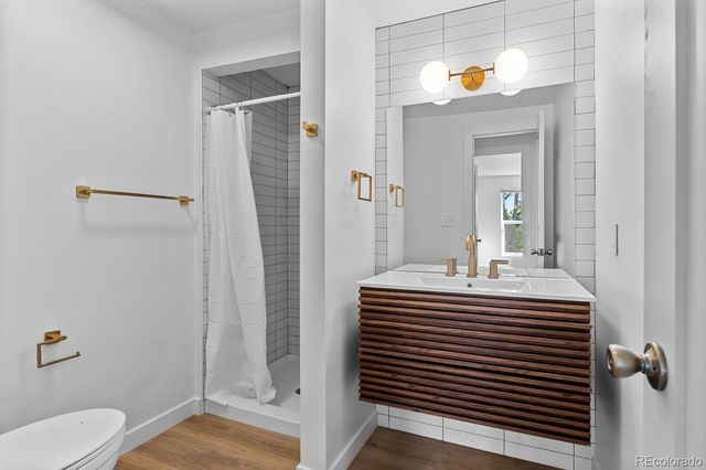 1200 S Monaco Street Parkway 27, Denver, CO 80224