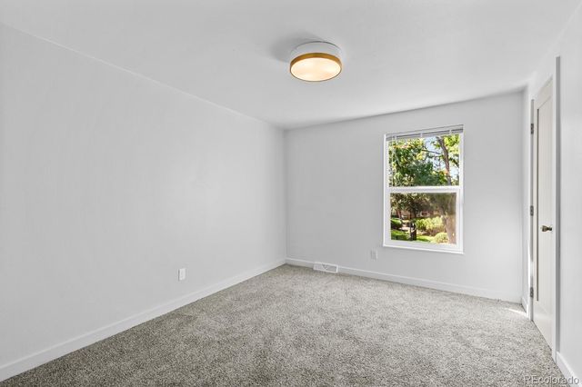 1200 S Monaco Street Parkway 27, Denver, CO 80224