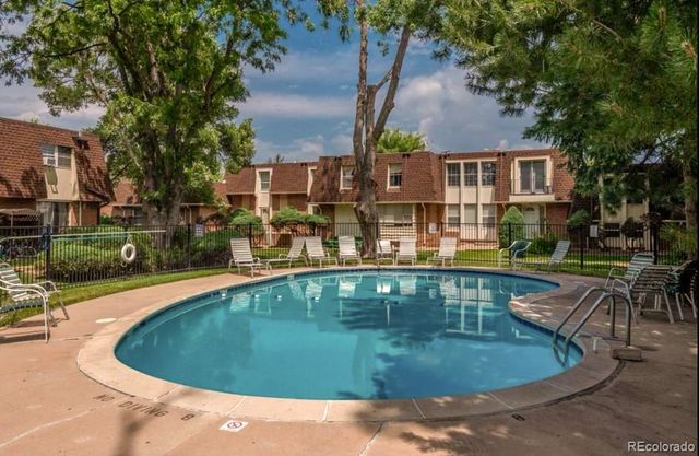1200 S Monaco Street Parkway 27, Denver, CO 80224