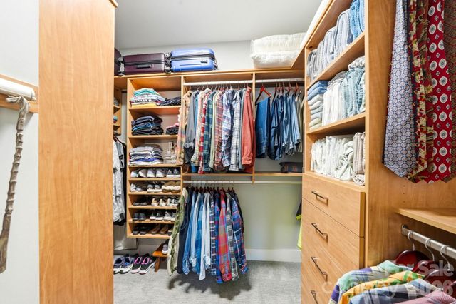 538 Sweet Birch Park Lane, Black Mountain, NC 28711