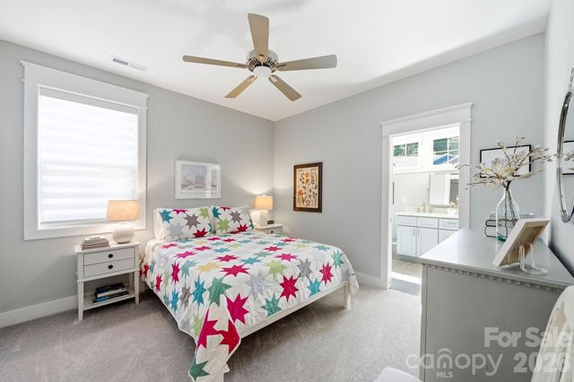 538 Sweet Birch Park Lane, Black Mountain, NC 28711