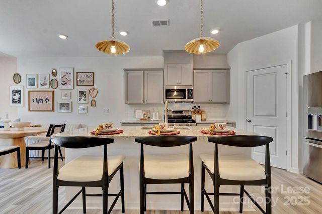 747 Lock Haven Drive NW, Concord, NC 28027