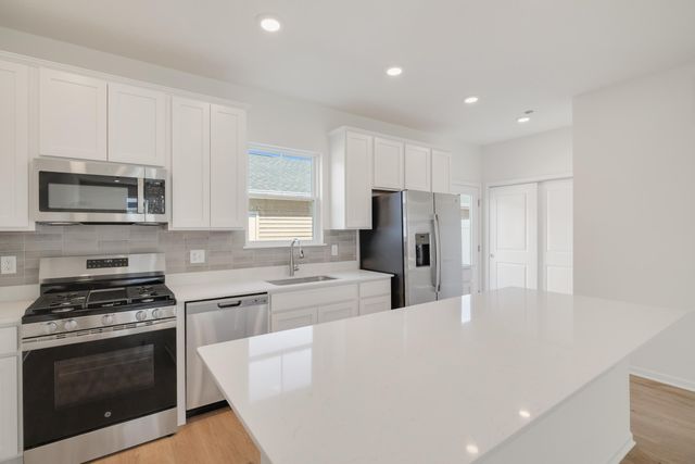 13097 Carolina Street, Crown Point, IN 46307