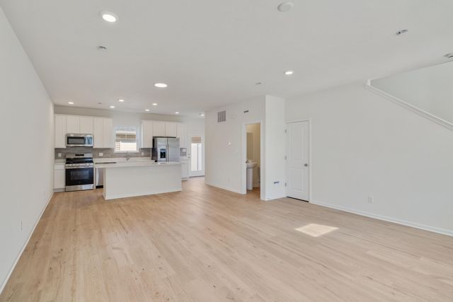 13097 Carolina Street, Crown Point, IN 46307