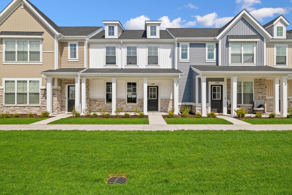 13097 Carolina Street, Crown Point, IN 46307