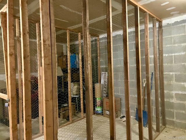 43 Foxwood Circle, Mount Kisco, NY 10549