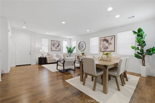 6108 Rosewood, Eastvale, CA 92880