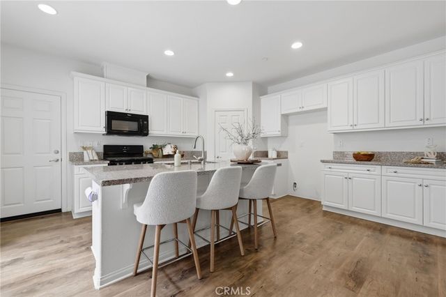 6108 Rosewood, Eastvale, CA 92880