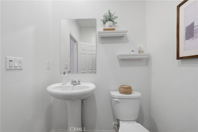 6108 Rosewood, Eastvale, CA 92880