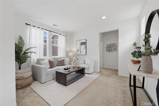 6108 Rosewood, Eastvale, CA 92880