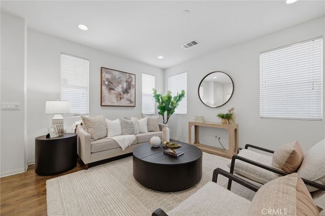 6108 Rosewood, Eastvale, CA 92880