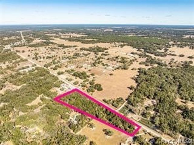 000 S HWY 25 Highway, Weirsdale, FL 32195