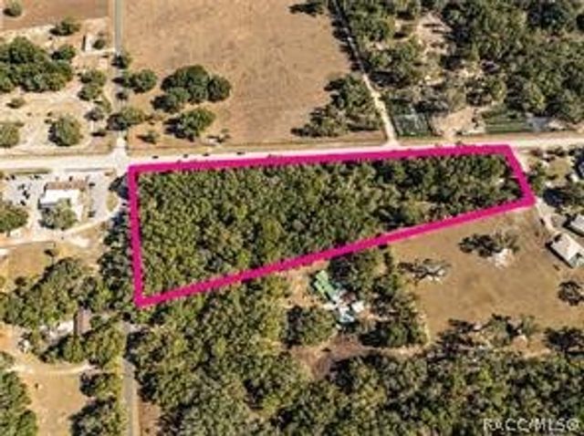 000 S HWY 25 Highway, Weirsdale, FL 32195