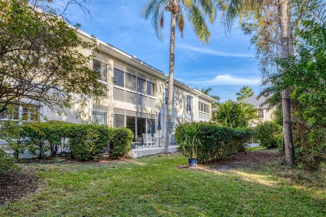 3510 54TH DRIVE W 202, Bradenton, FL 34210