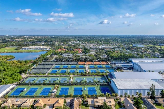 3510 54TH DRIVE W 202, Bradenton, FL 34210