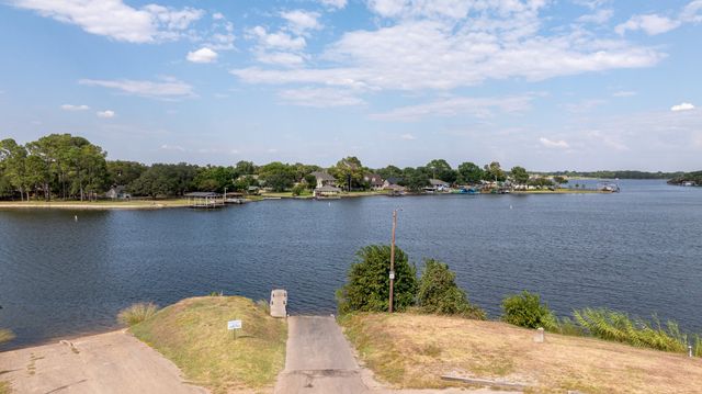 4301 Paint Rock Trail, Granbury, TX 76048