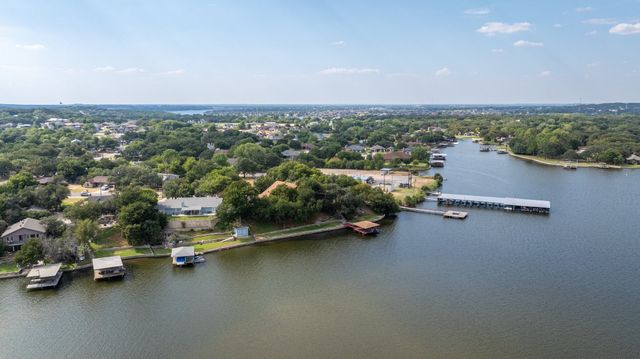 4301 Paint Rock Trail, Granbury, TX 76048