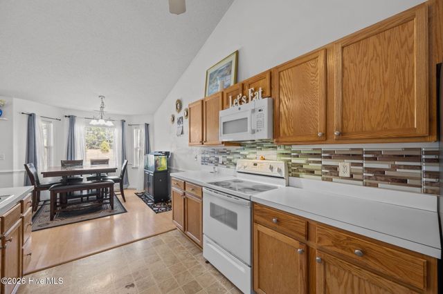 222 Saratoga Lane, New Bern, NC 28562