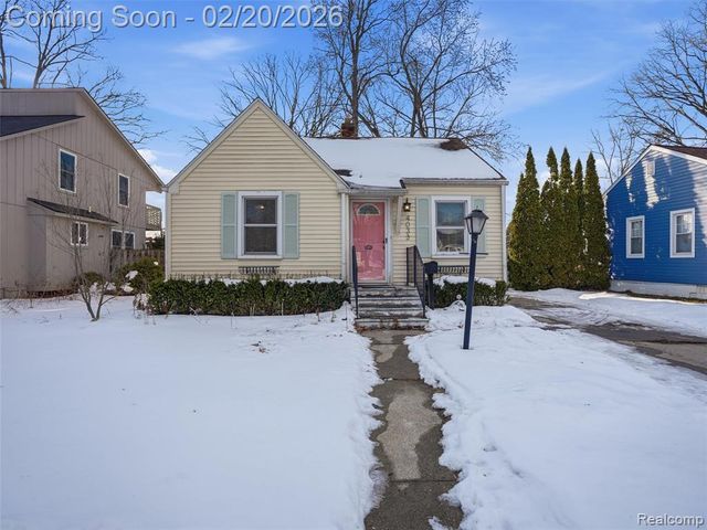 4033 Ellwood Avenue, Berkley, MI 48072