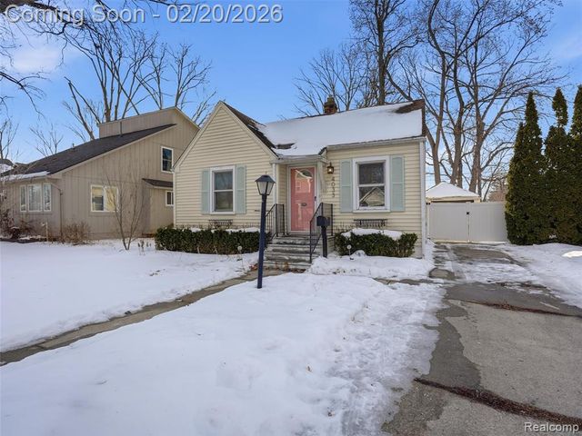 4033 Ellwood Avenue, Berkley, MI 48072