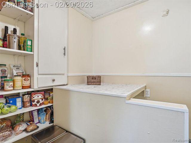 4033 Ellwood Avenue, Berkley, MI 48072