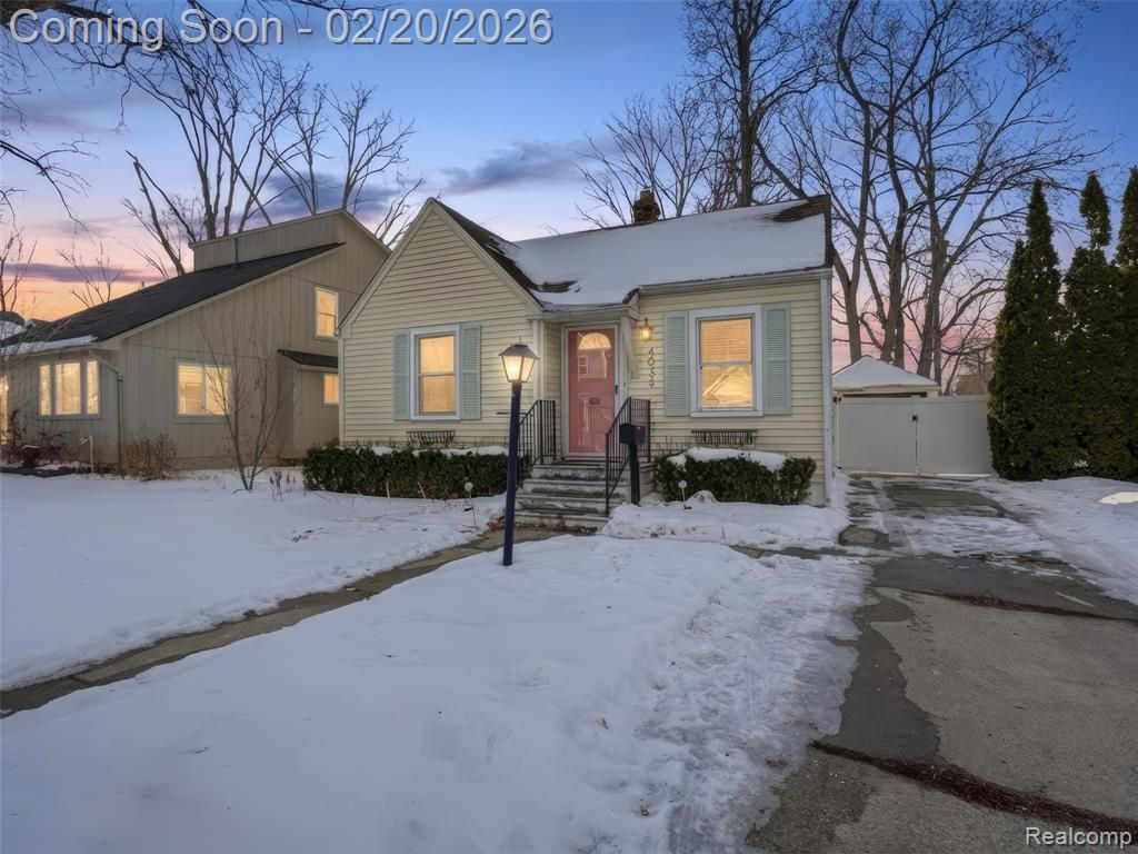 4033 Ellwood Avenue, Berkley, MI 48072