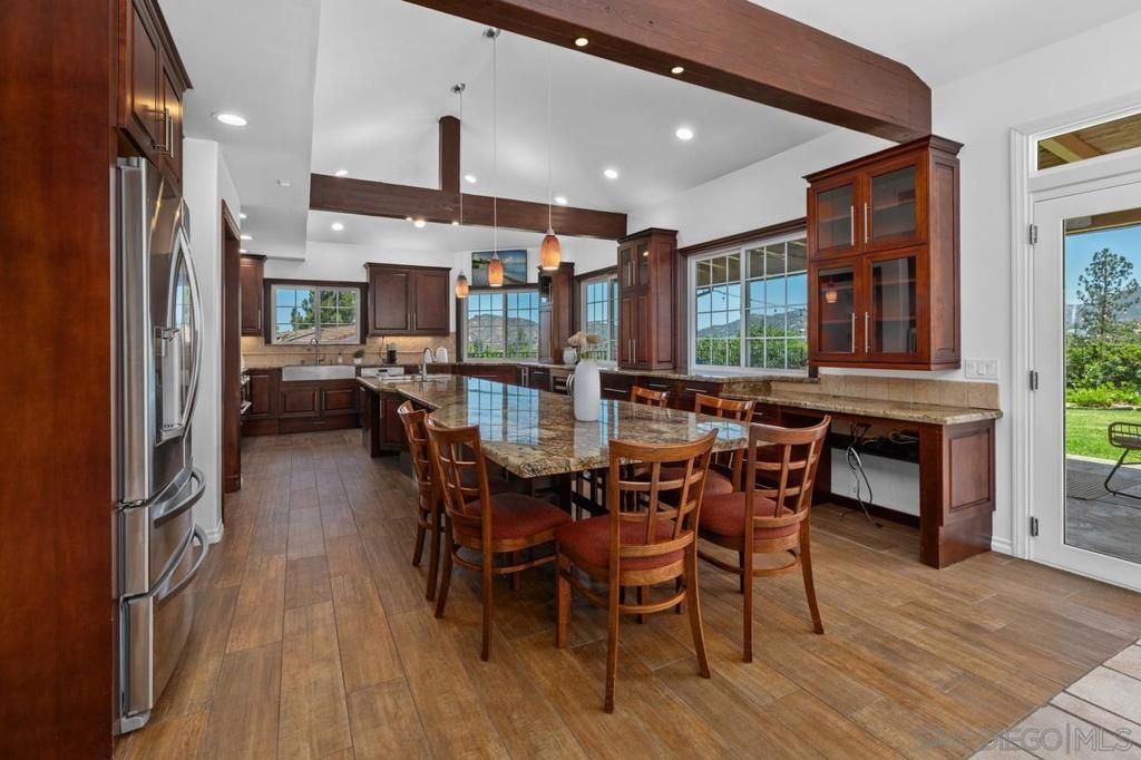 Image 11 of property listing at 17563 Saint Andrews, Poway, CA 92064