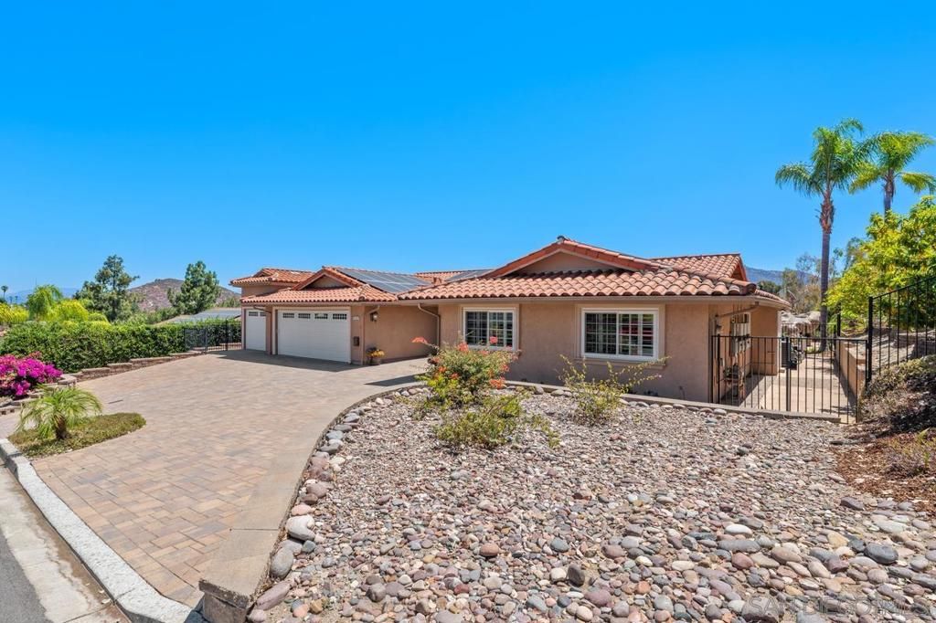 Image 44 of property listing at 17563 Saint Andrews, Poway, CA 92064