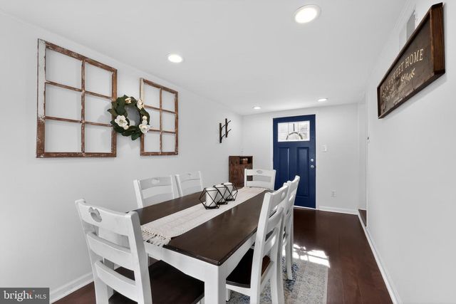 111 GABLE RD, Paoli, PA 19301