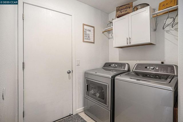 354 Hazelnut Lane, Oakley, CA 94561