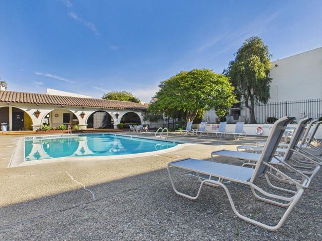 500 Glenwood 113, Monterey, CA 93940