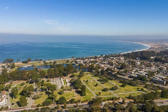 500 Glenwood 113, Monterey, CA 93940