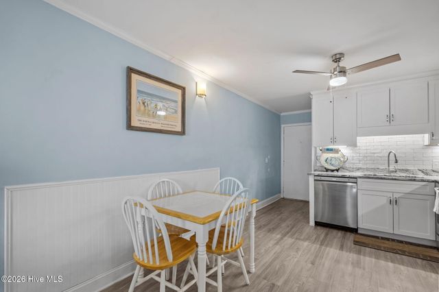 1404 Canal Drive Apt 11, Carolina Beach, NC 28428