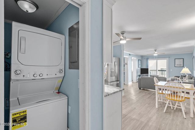 1404 Canal Drive Apt 11, Carolina Beach, NC 28428