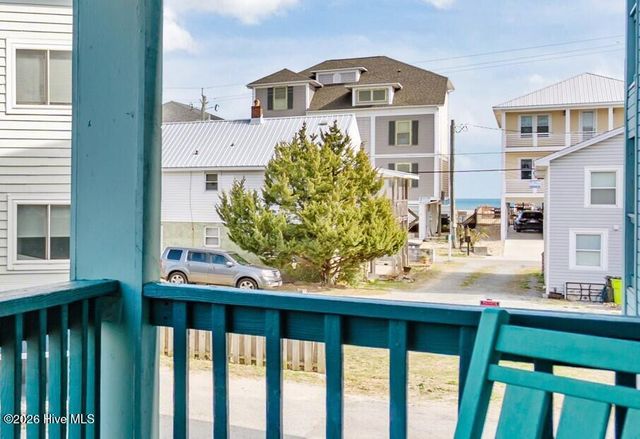 1404 Canal Drive Apt 11, Carolina Beach, NC 28428